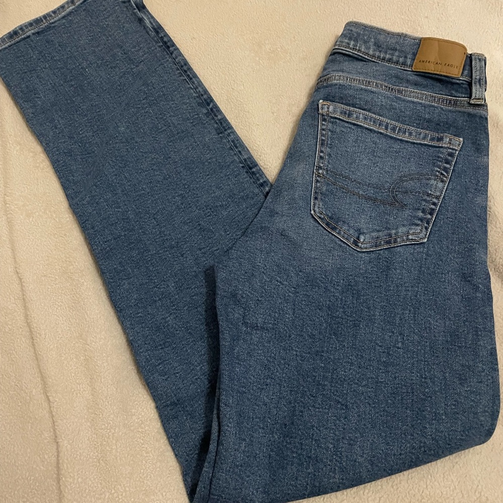 American eagle 90’s straight long jeans NWT size 0.